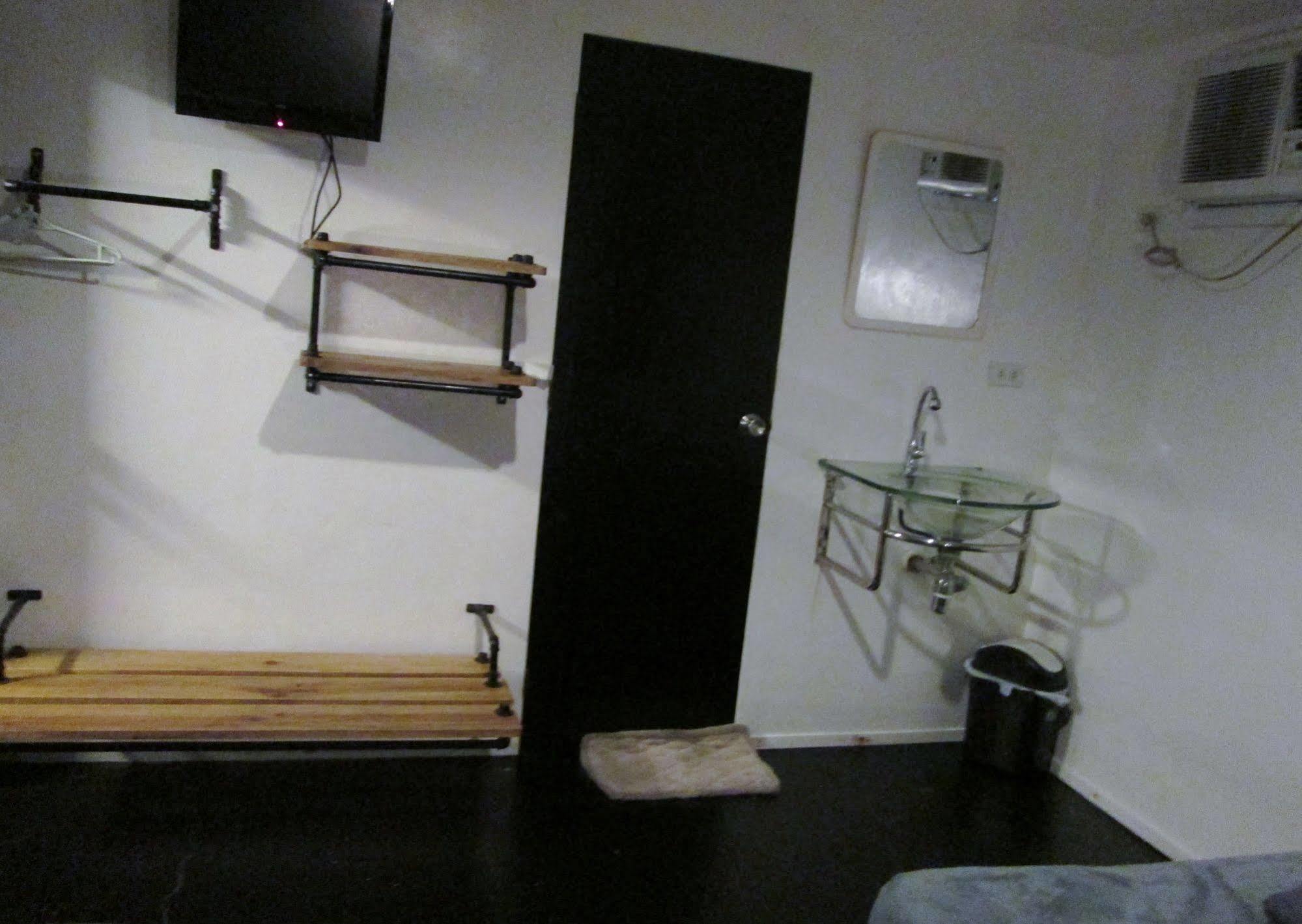 Island Nook Hotel Balabag  Extérieur photo